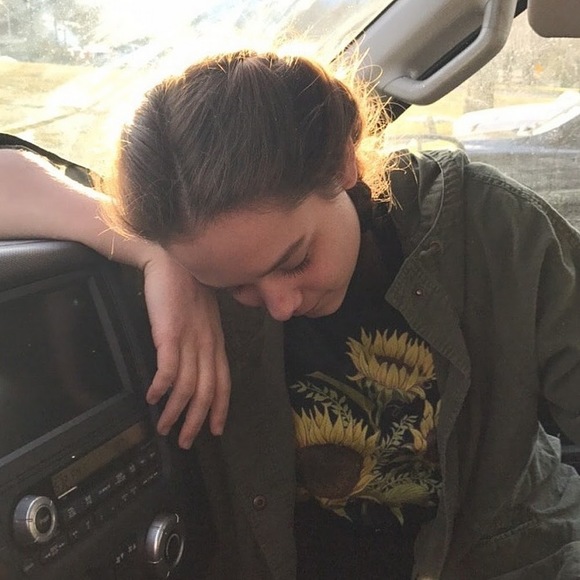 Meet your Posher, Rachel - Picture 1 of 1